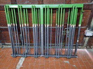 Revestimentos com Plastisol Verde em Suporte de Racks de Embalagens Para Peças Automotivas