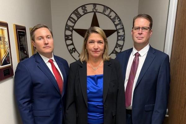 Leia mais sobre o artigo Recommended injury lawyer houston